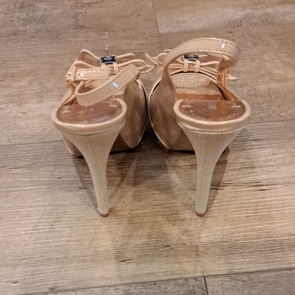 BCBGeneration Tan Peep-Toe Heels with Bow - Picture 3 of 6